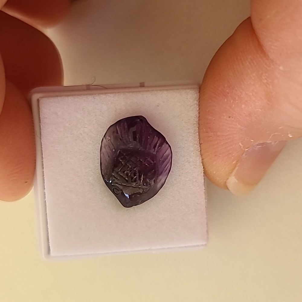 Amethyst Carved Fish - Picture 5 of 6